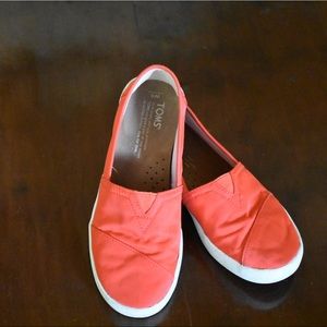TOMS Slip on Shoes